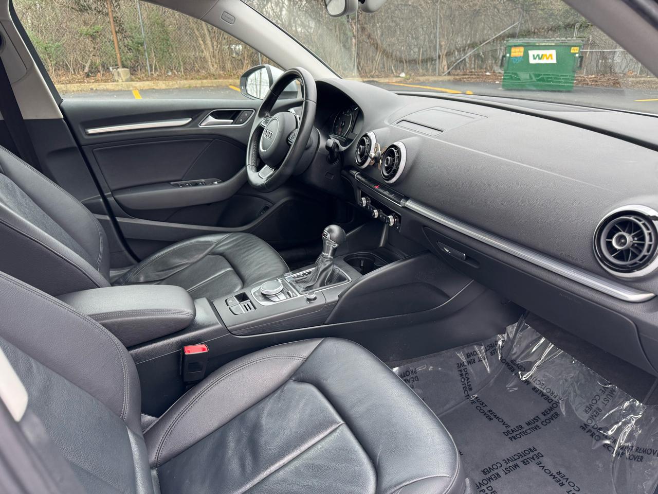 Audi A3 1.8T Premium FWD S tronic 2015