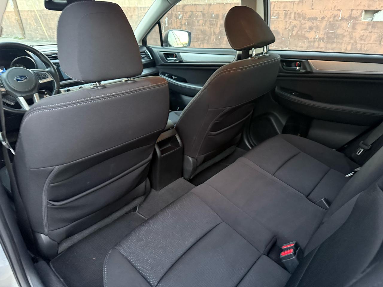 Subaru Legacy 2.5i Premium 2015