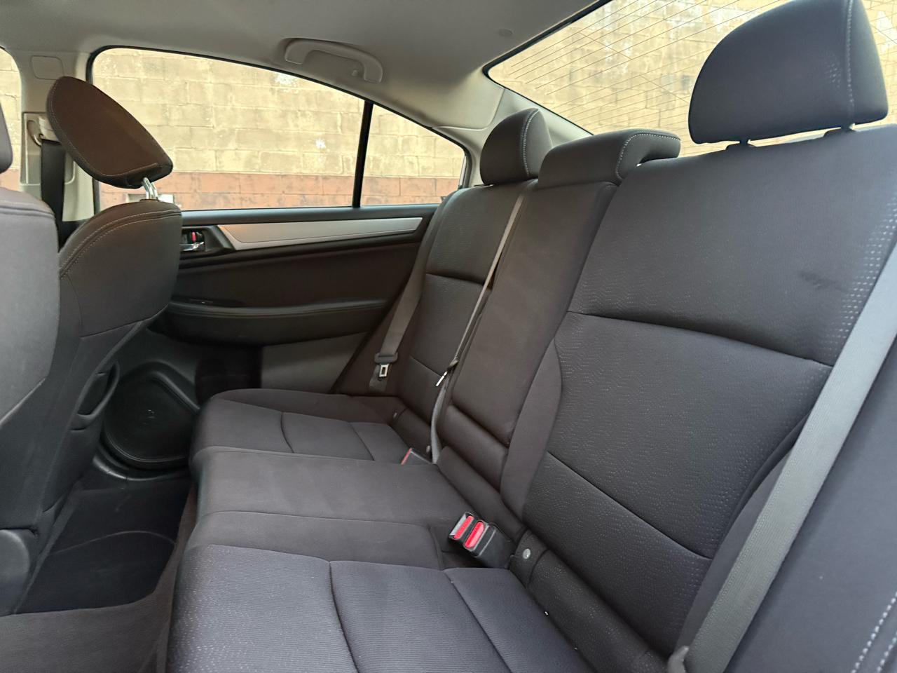 Subaru Legacy 2.5i Premium 2015