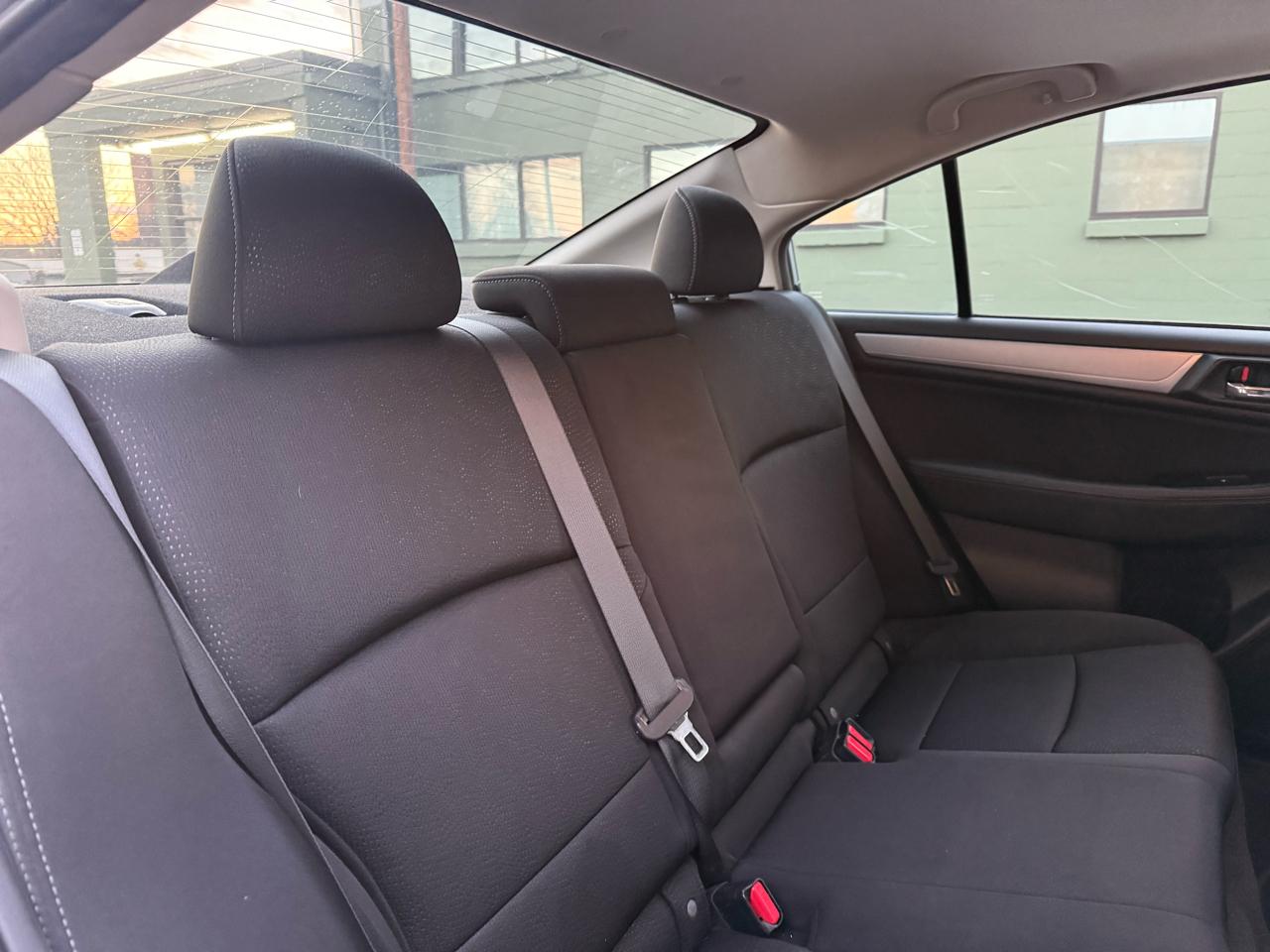 Subaru Legacy 2.5i Premium 2015