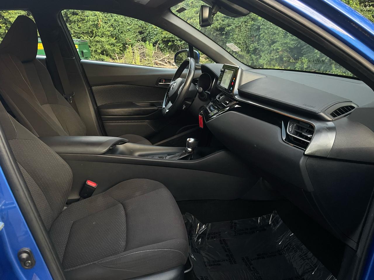 Toyota C-HR XLE 2018