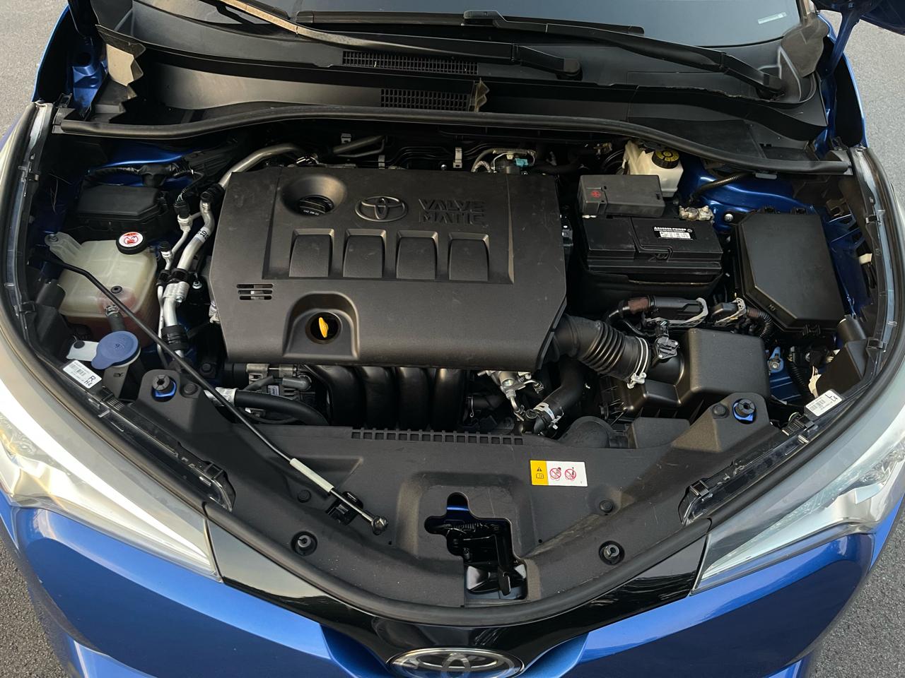 Toyota C-HR XLE 2018