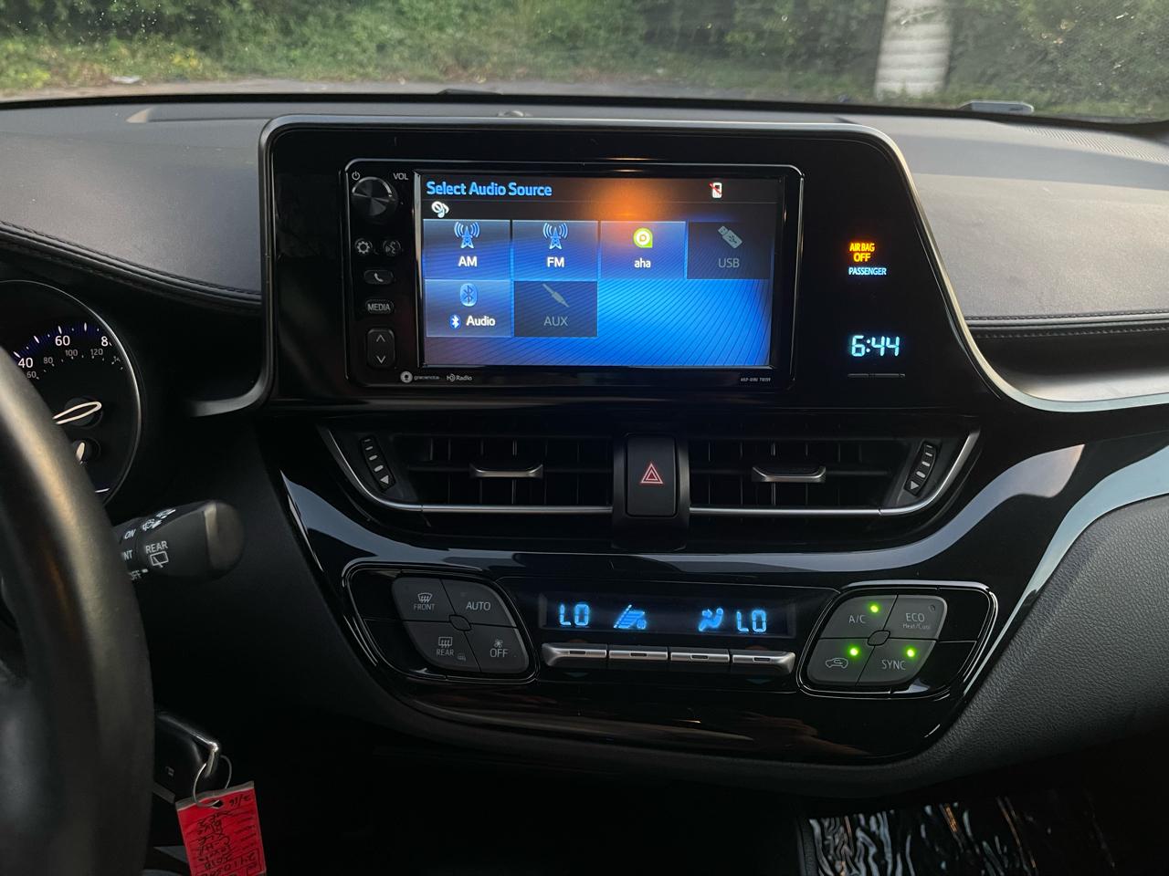 Toyota C-HR XLE 2018