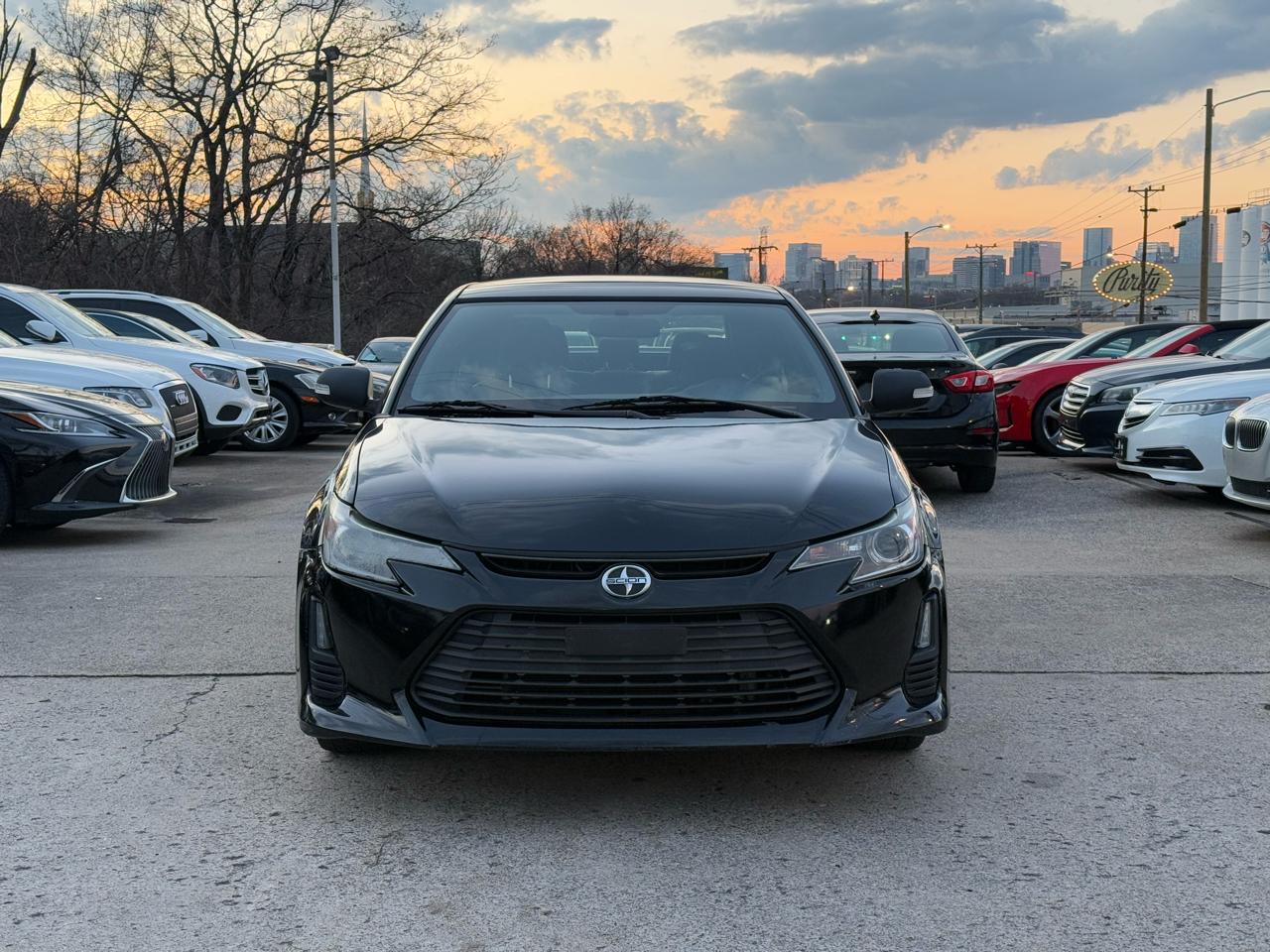 Scion tC Sports Coupe 6-Spd AT 2015