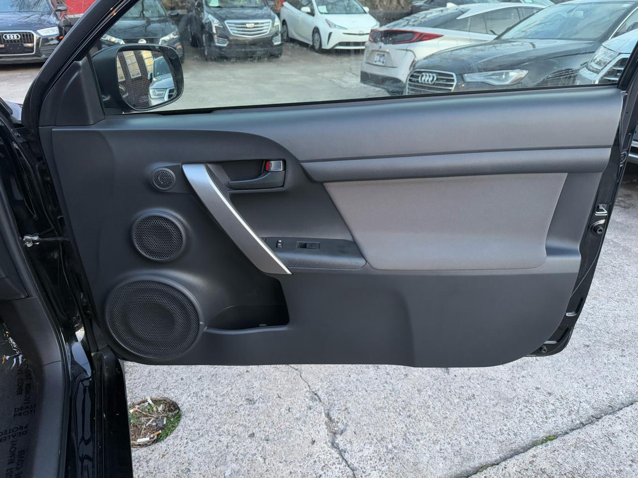 Scion tC Sports Coupe 6-Spd AT 2015