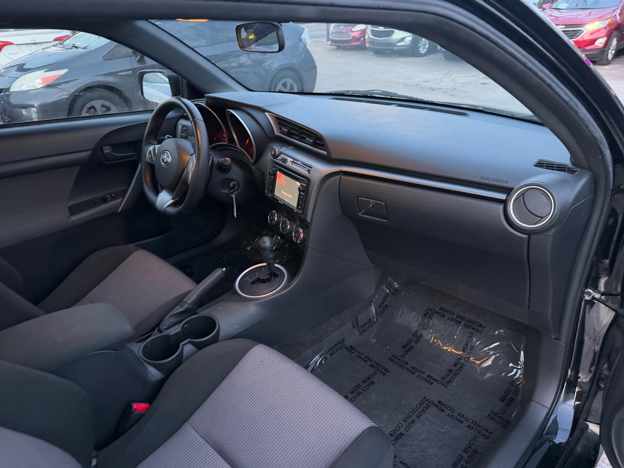 Scion tC Sports Coupe 6-Spd AT 2015