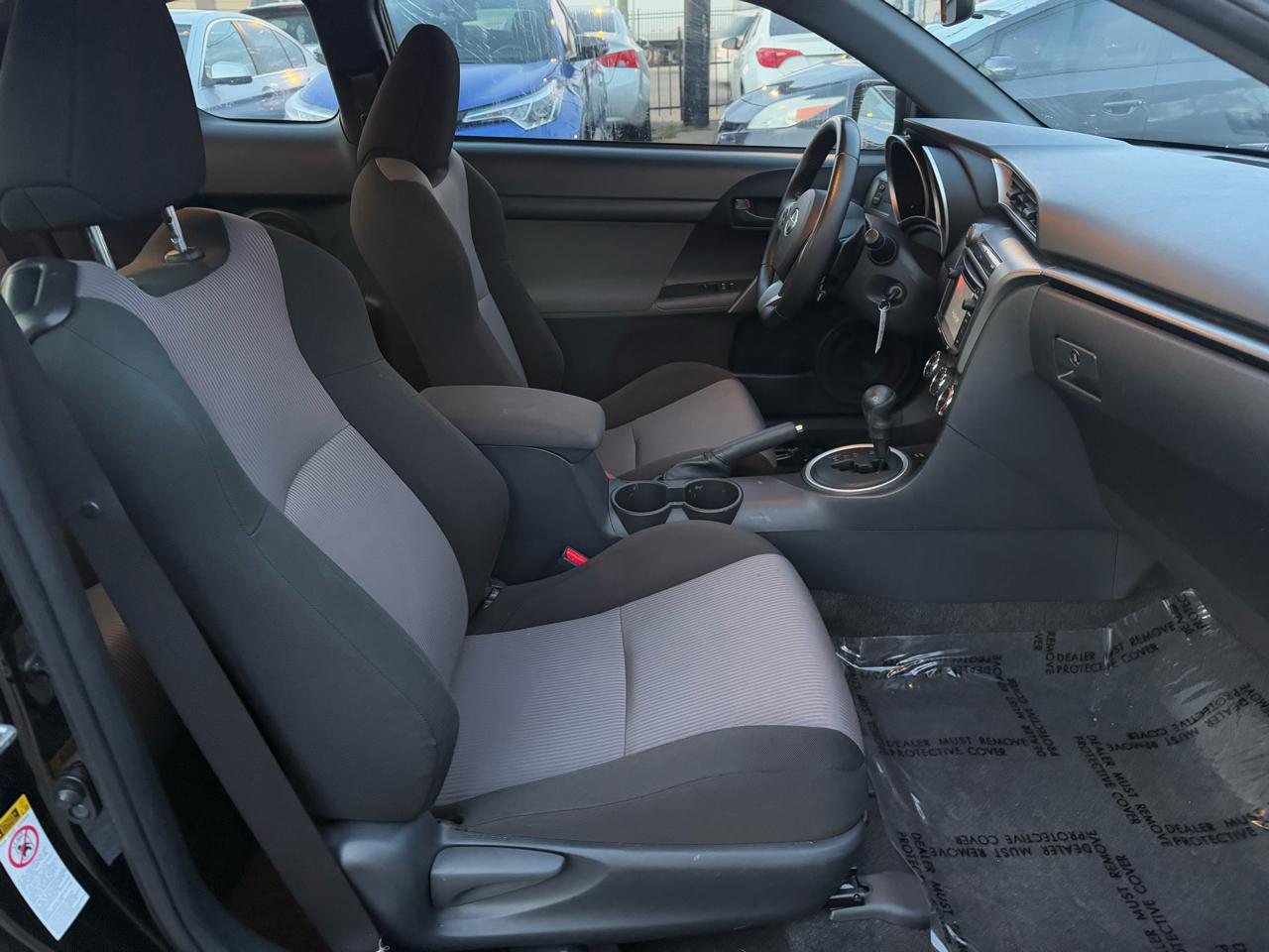 Scion tC Sports Coupe 6-Spd AT 2015