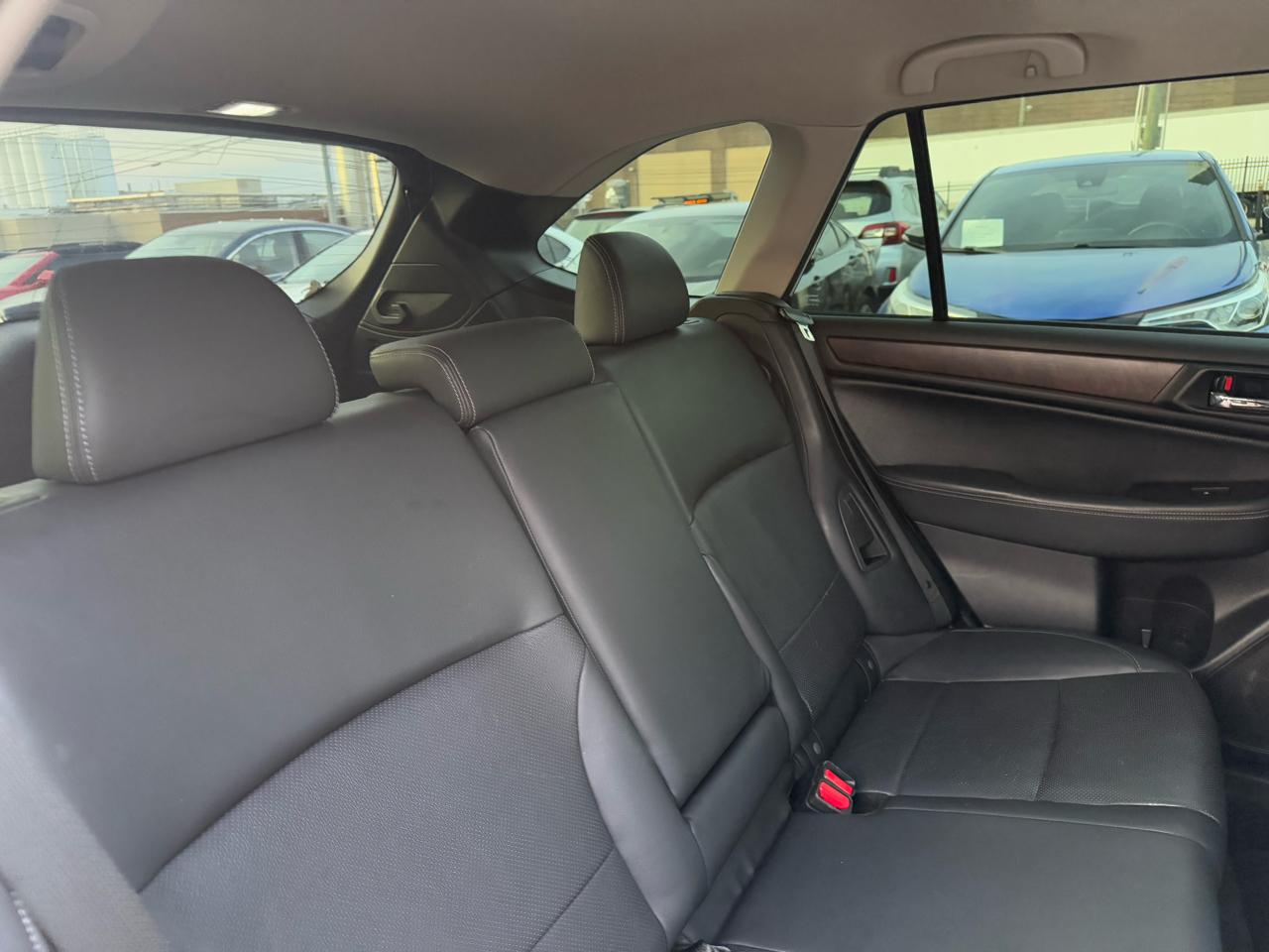 Subaru Outback 2.5i Limited 2015