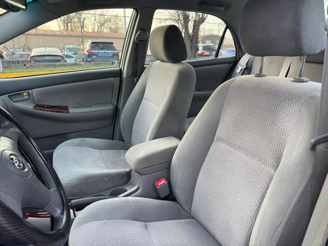 Toyota Corolla CE 2006