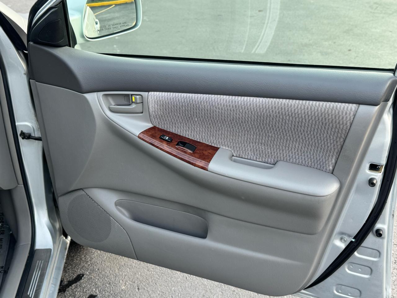 Toyota Corolla CE 2006