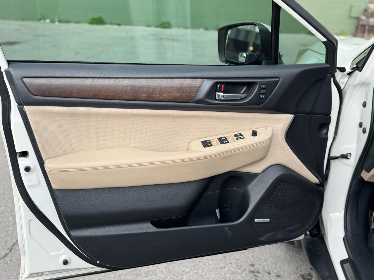 Subaru Outback 2.5i Limited 2015