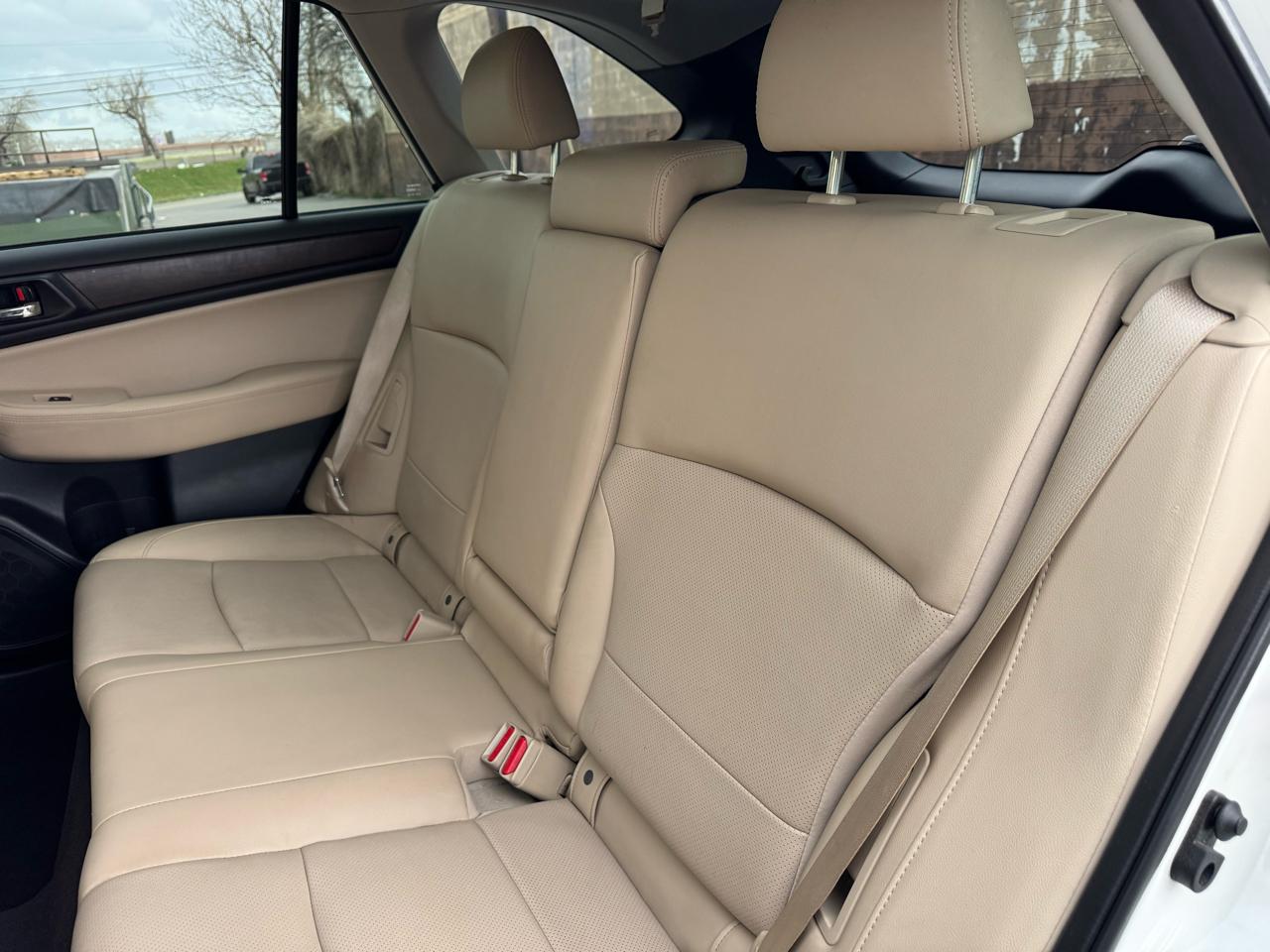 Subaru Outback 2.5i Limited 2015