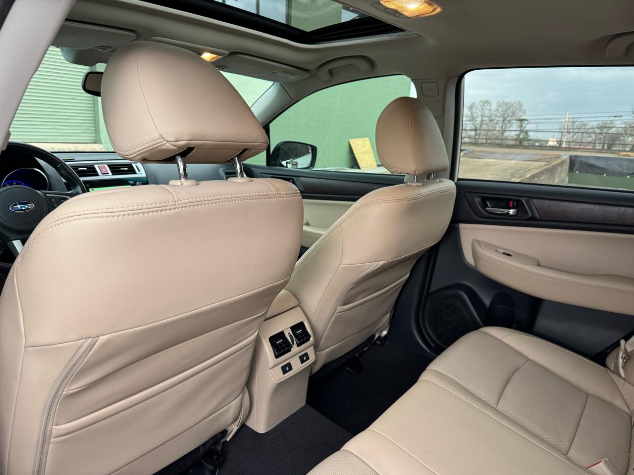 Subaru Outback 2.5i Limited 2015