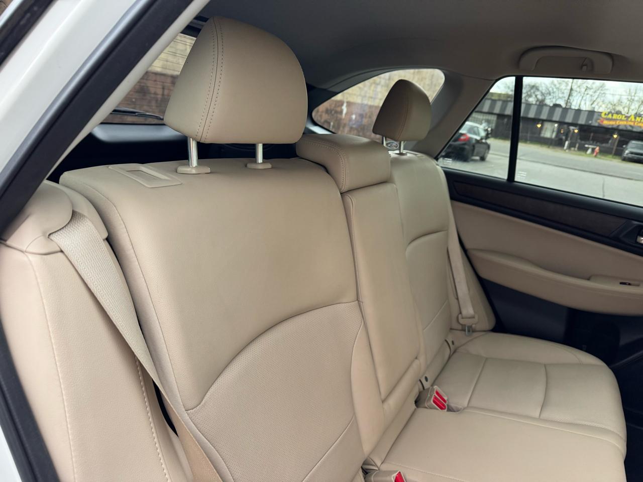 Subaru Outback 2.5i Limited 2015