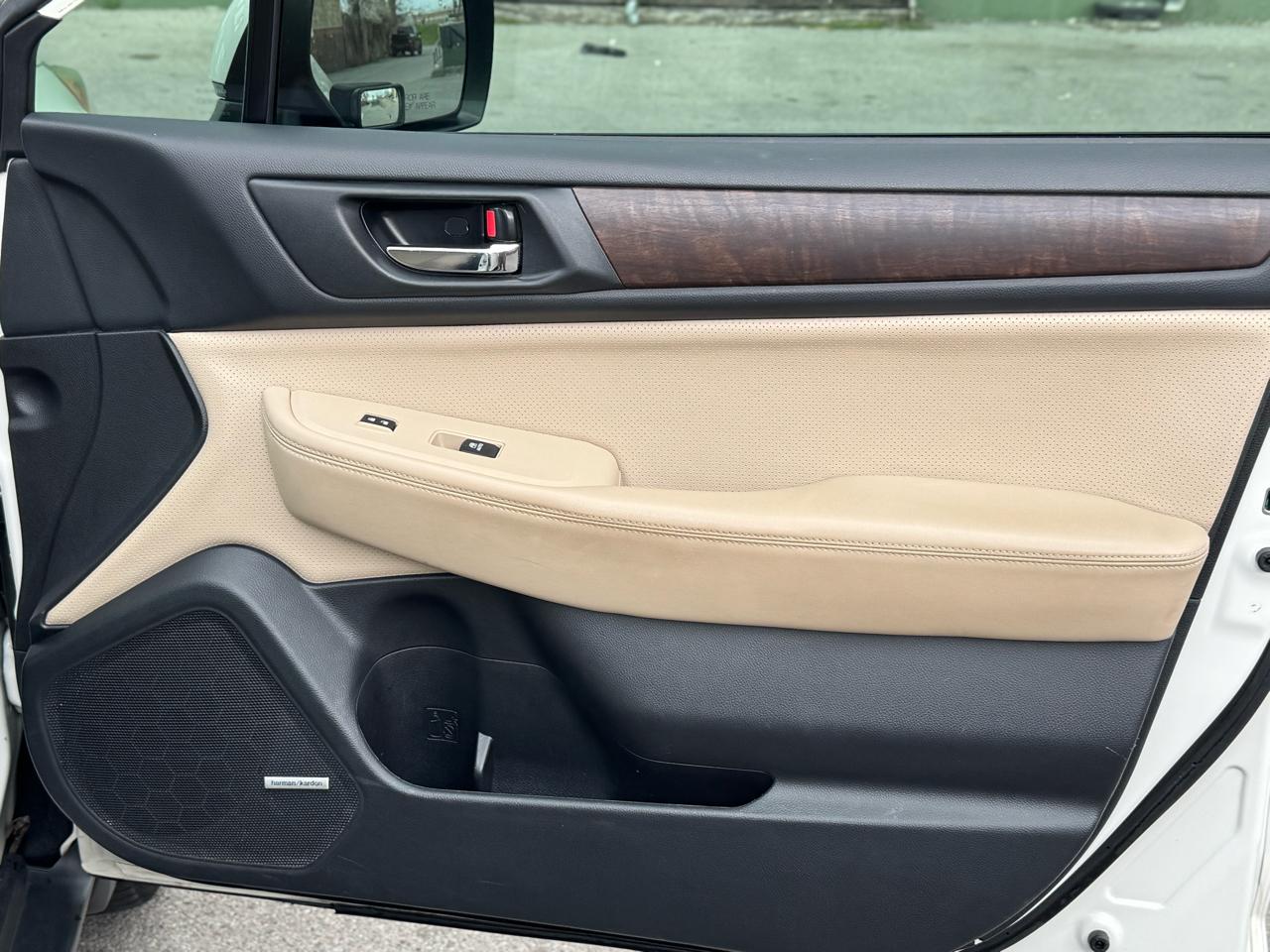 Subaru Outback 2.5i Limited 2015