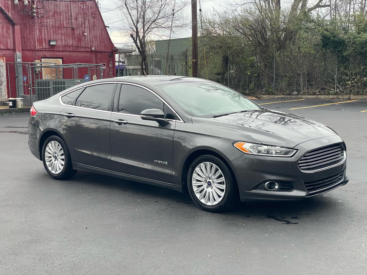 Ford Fusion Hybrid SE 2015