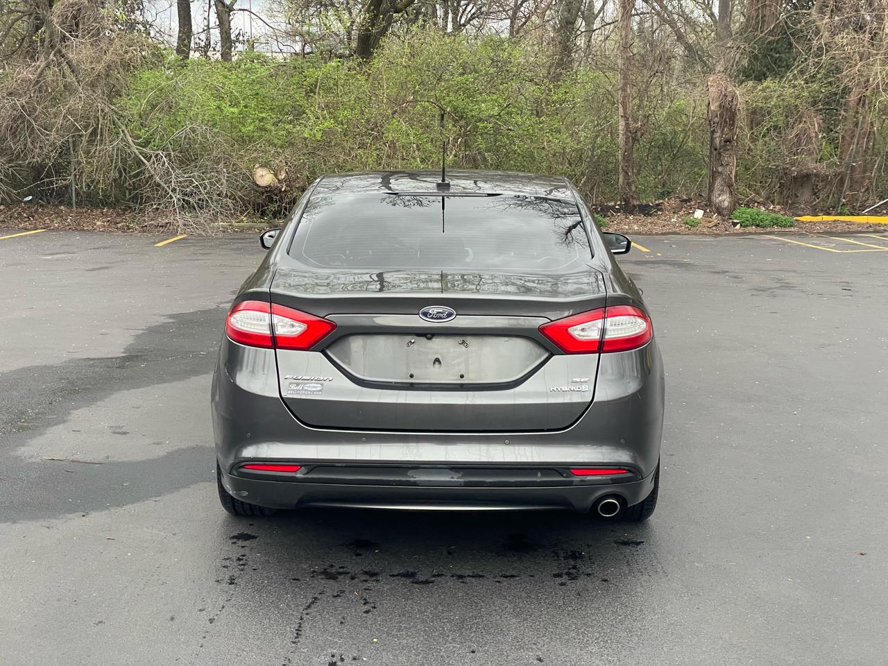 Ford Fusion Hybrid SE 2015