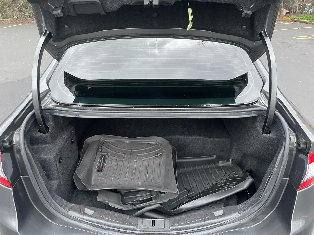 Ford Fusion Hybrid SE 2015