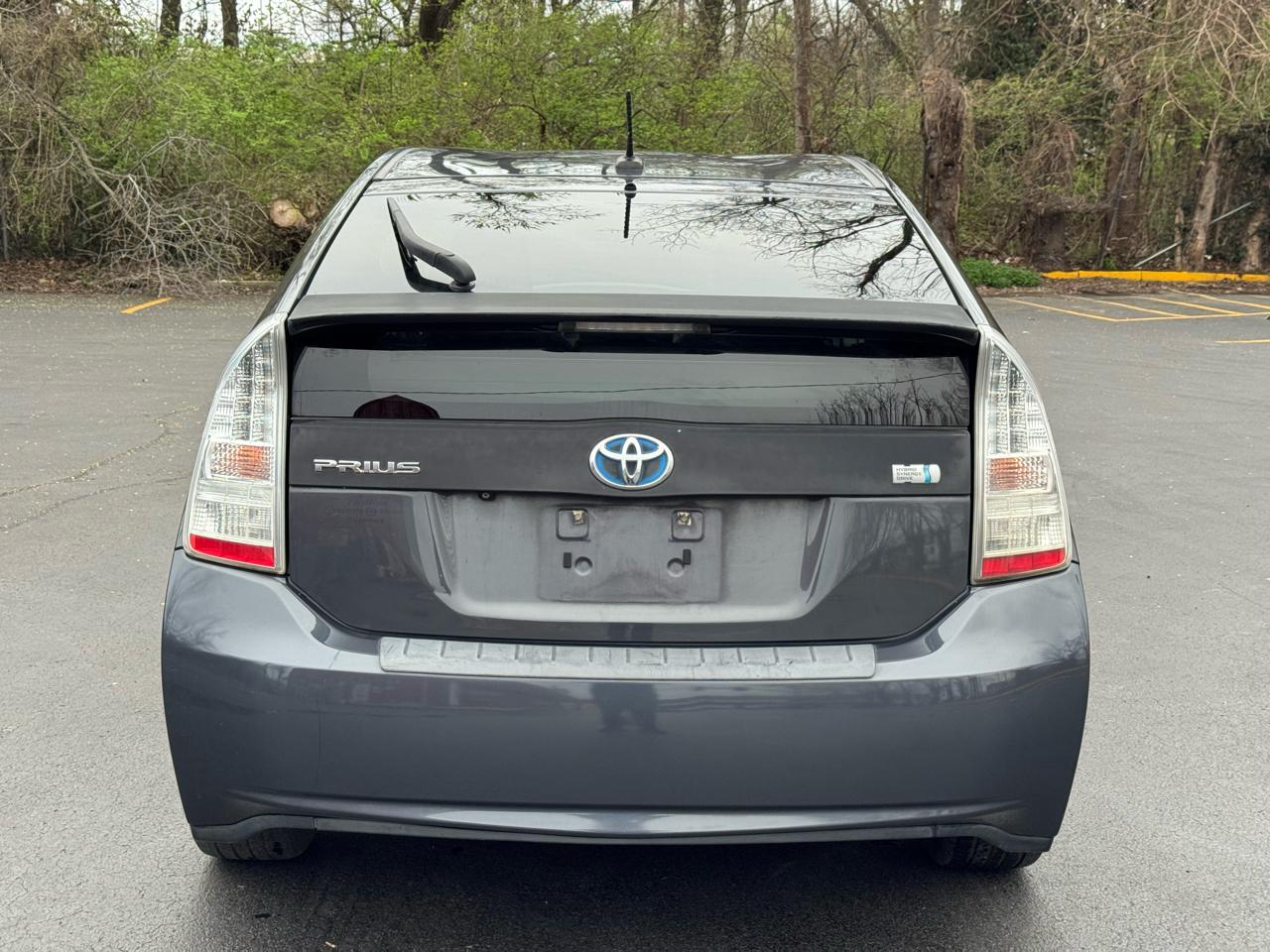 Toyota Prius Prius V 2010