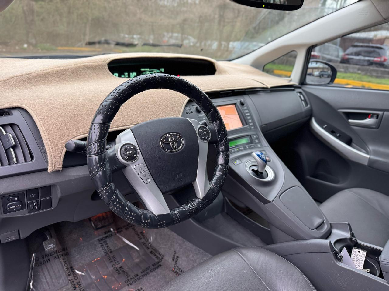 Toyota Prius Prius V 2010