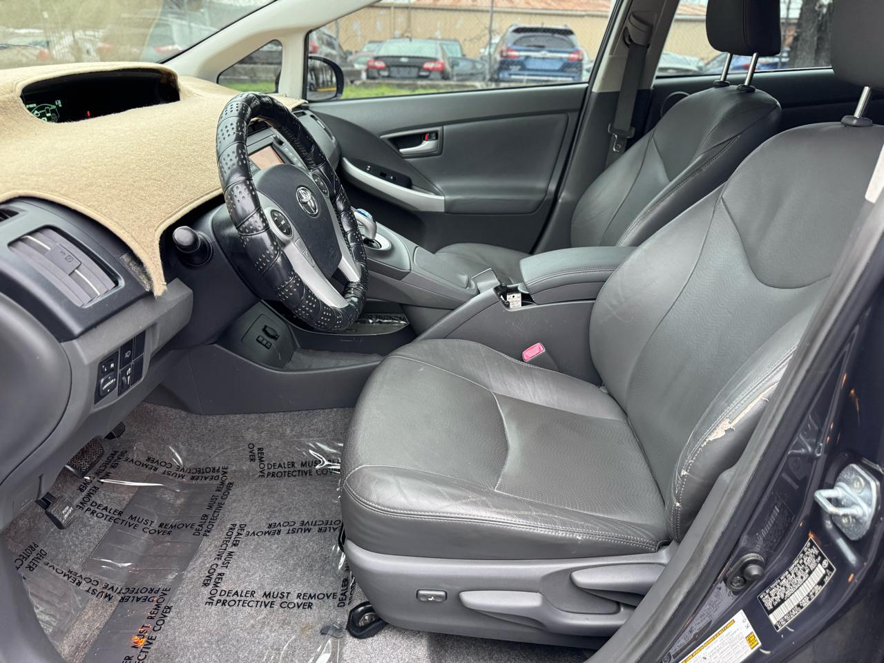 Toyota Prius Prius V 2010