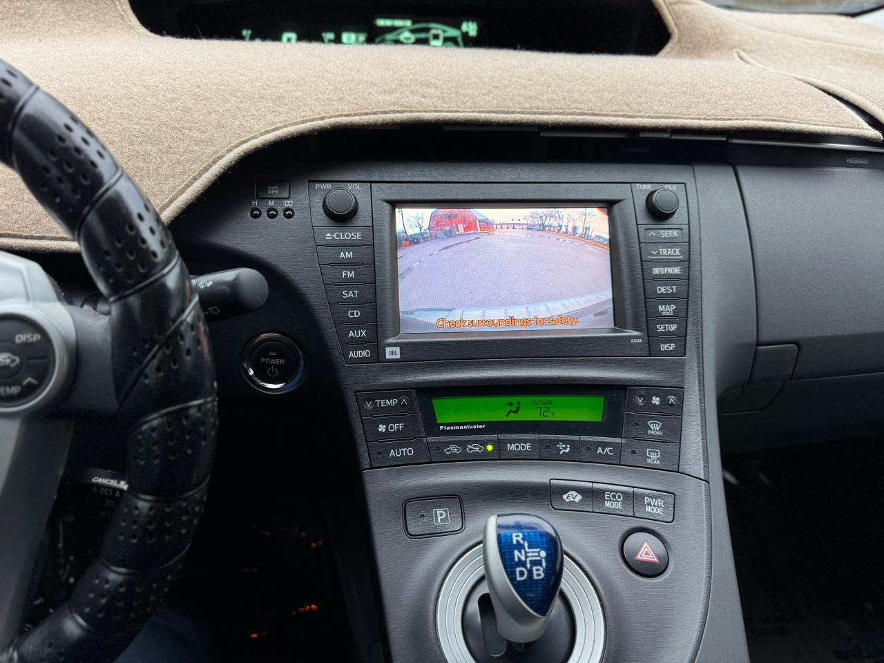 Toyota Prius Prius V 2010