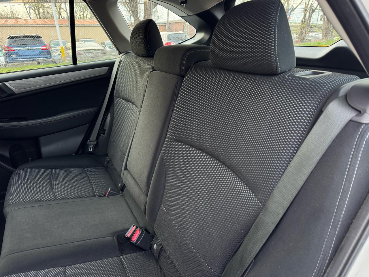 Subaru Outback 2.5i 2015