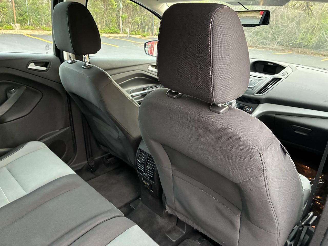 Ford C-Max Hybrid SE 2015