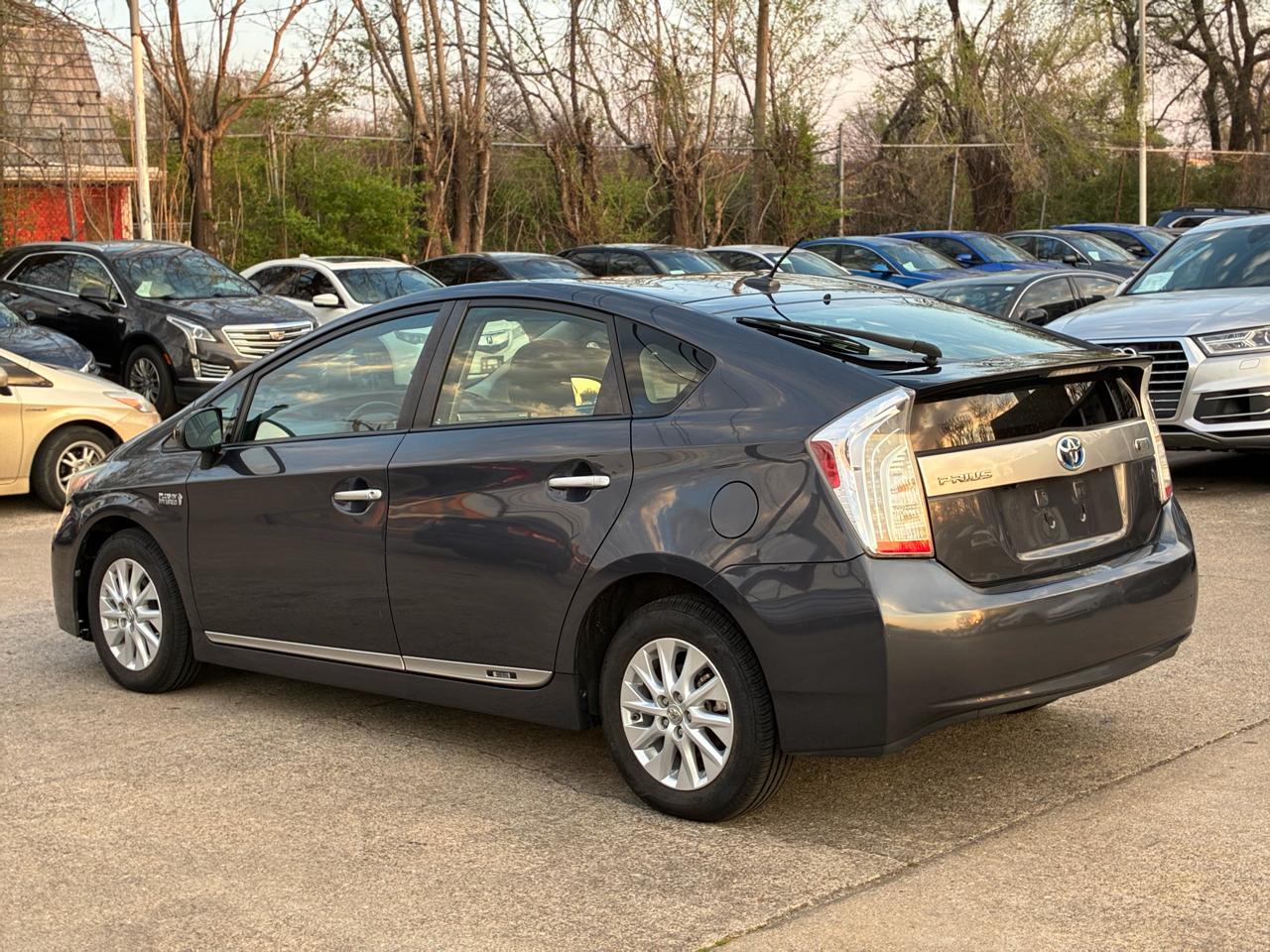 Toyota Prius Plug-In 2013