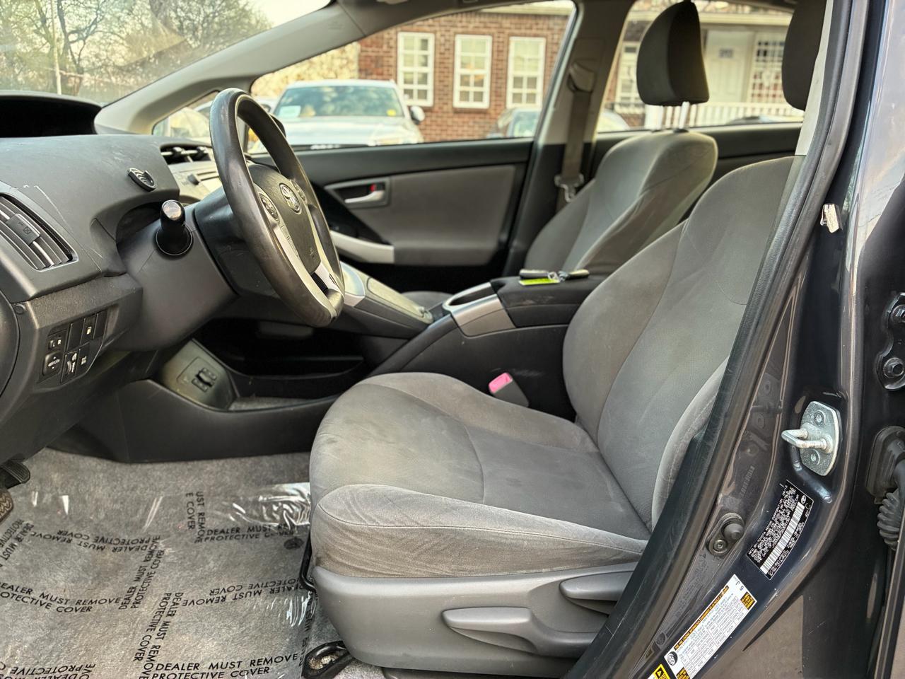 Toyota Prius Plug-In 2013