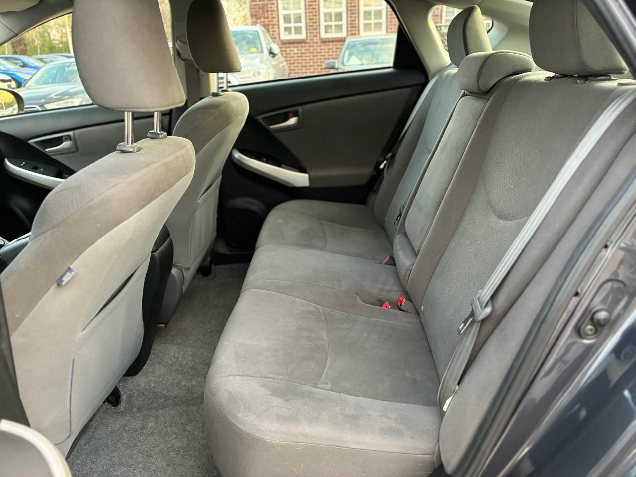 Toyota Prius Plug-In 2013