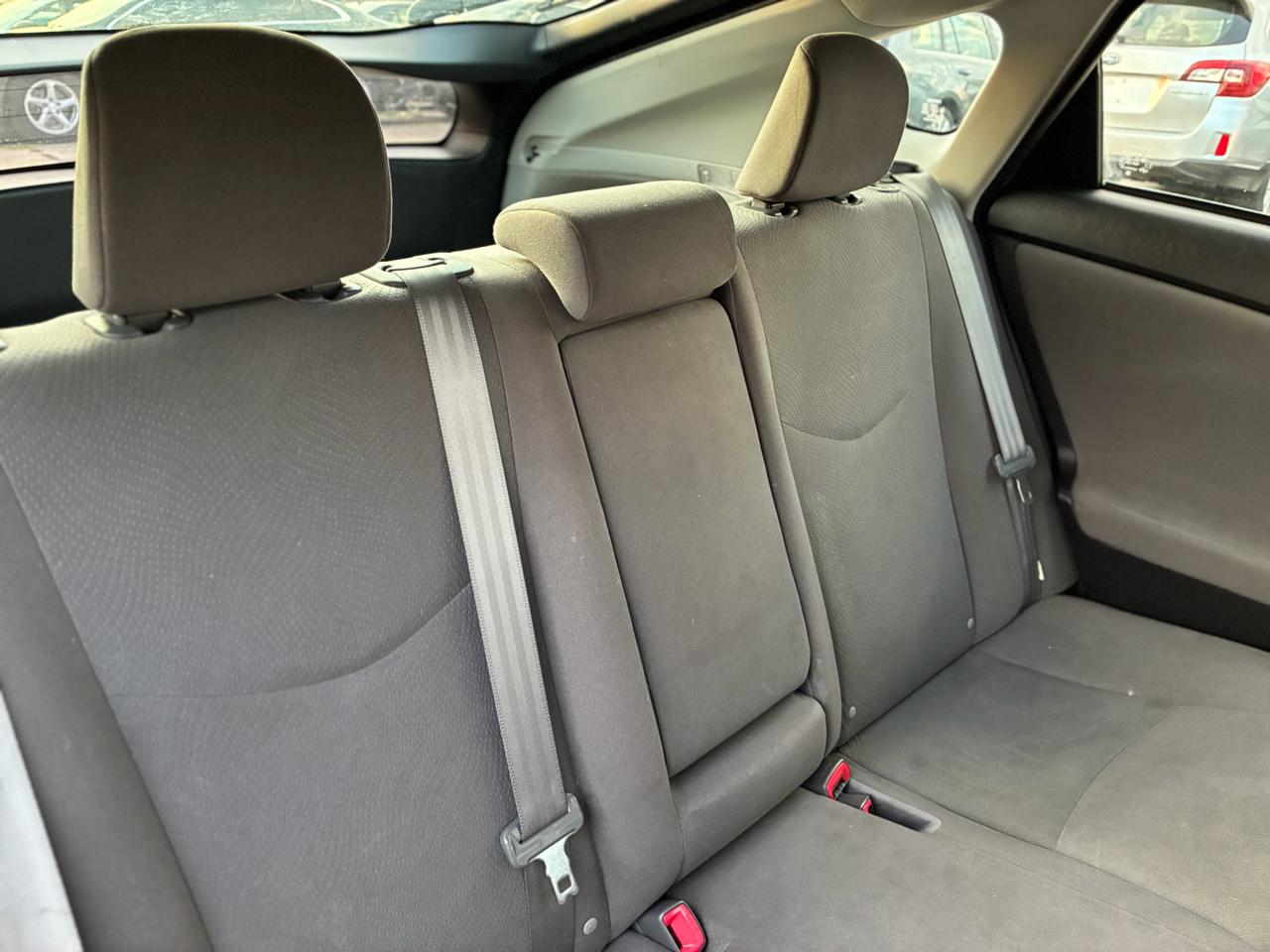 Toyota Prius Plug-In 2013