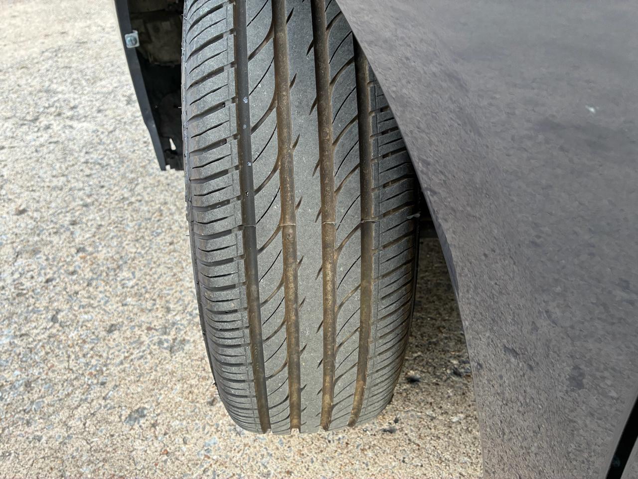 Toyota Prius Plug-In 2013