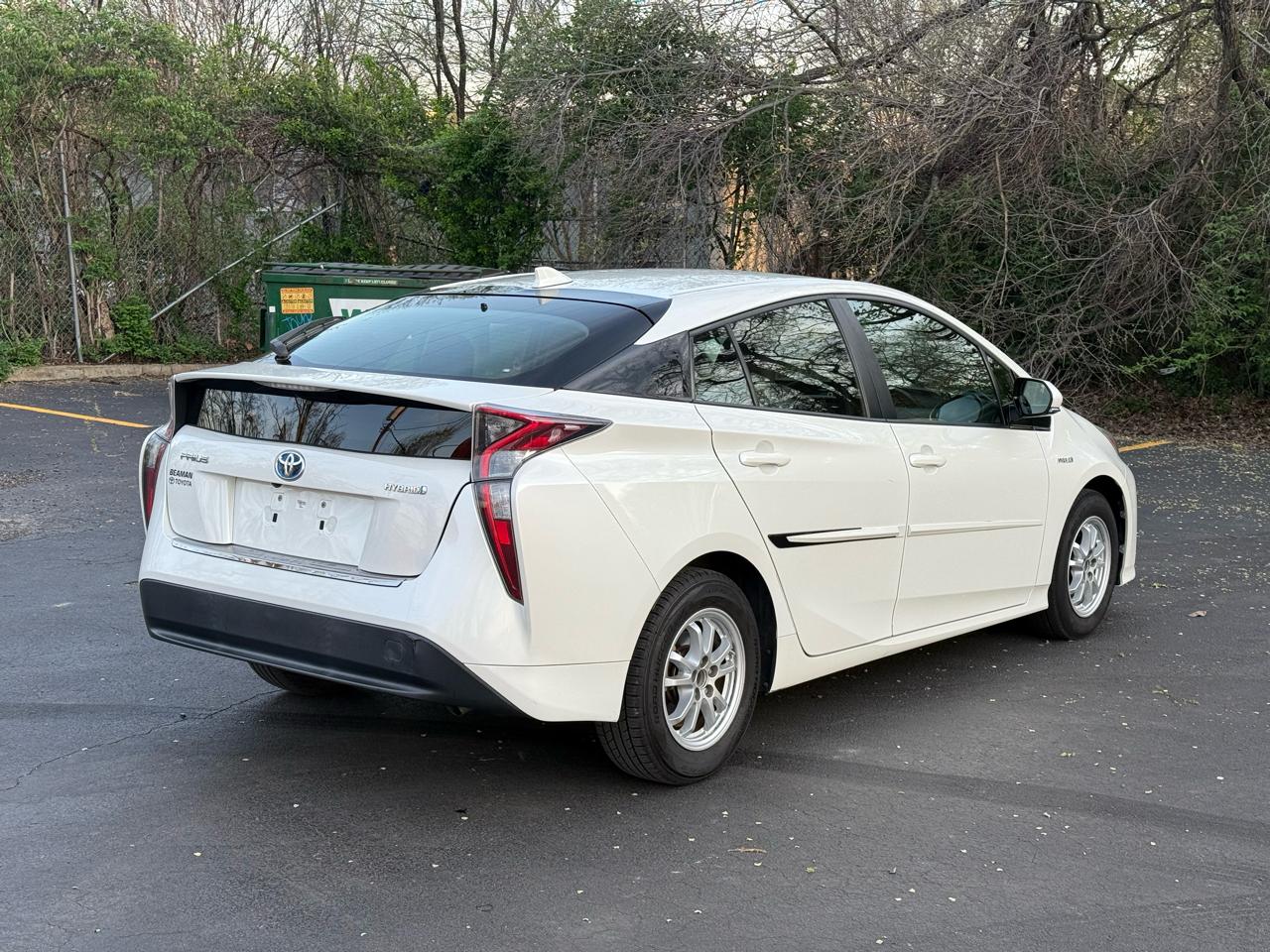 Toyota Prius Two Eco 2016