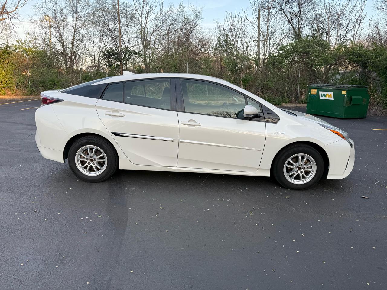 Toyota Prius Two Eco 2016