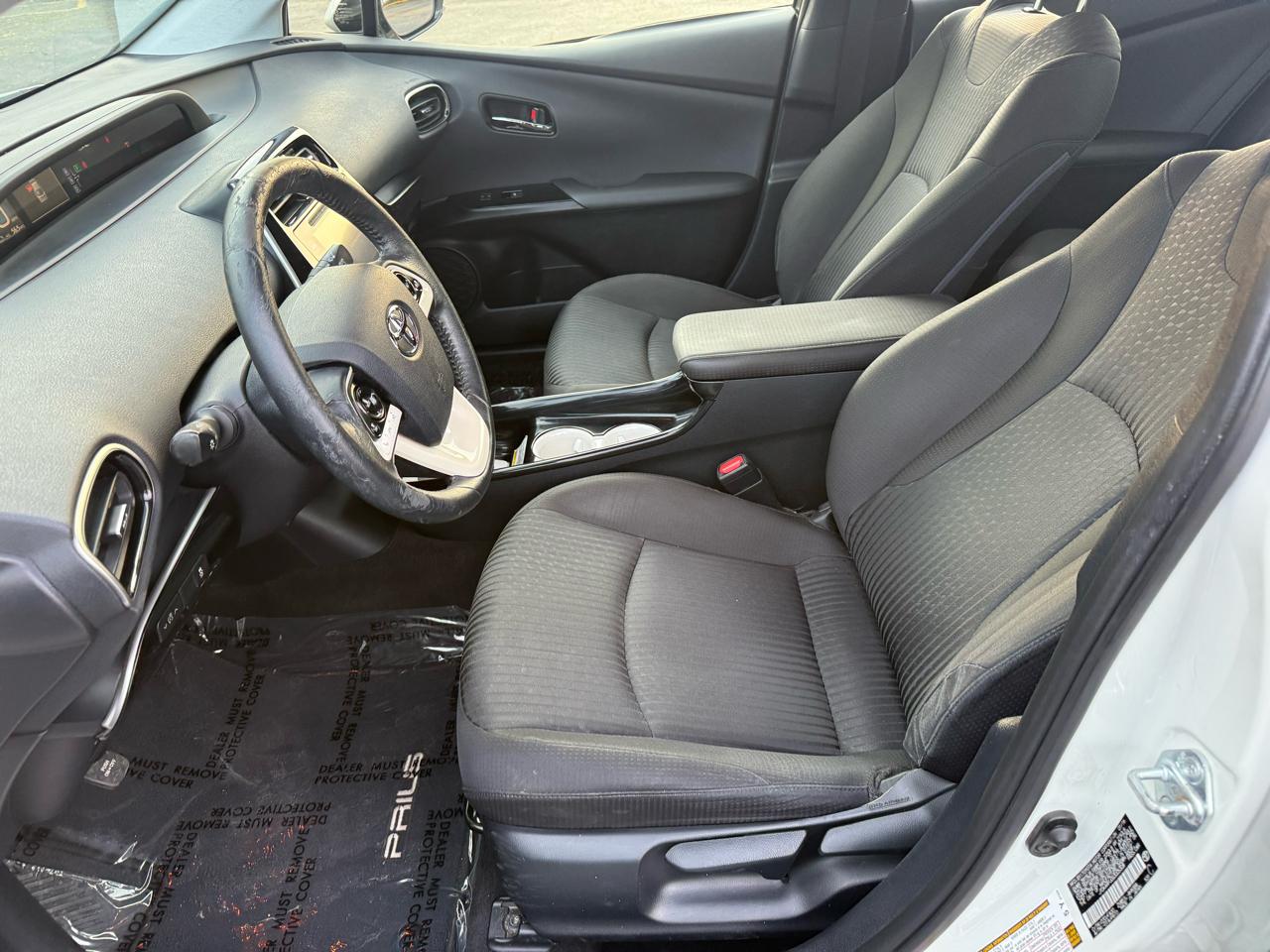 Toyota Prius Two Eco 2016