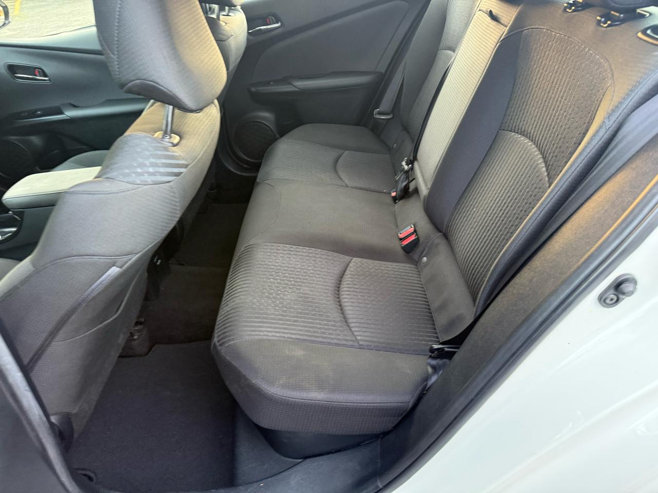 Toyota Prius Two Eco 2016