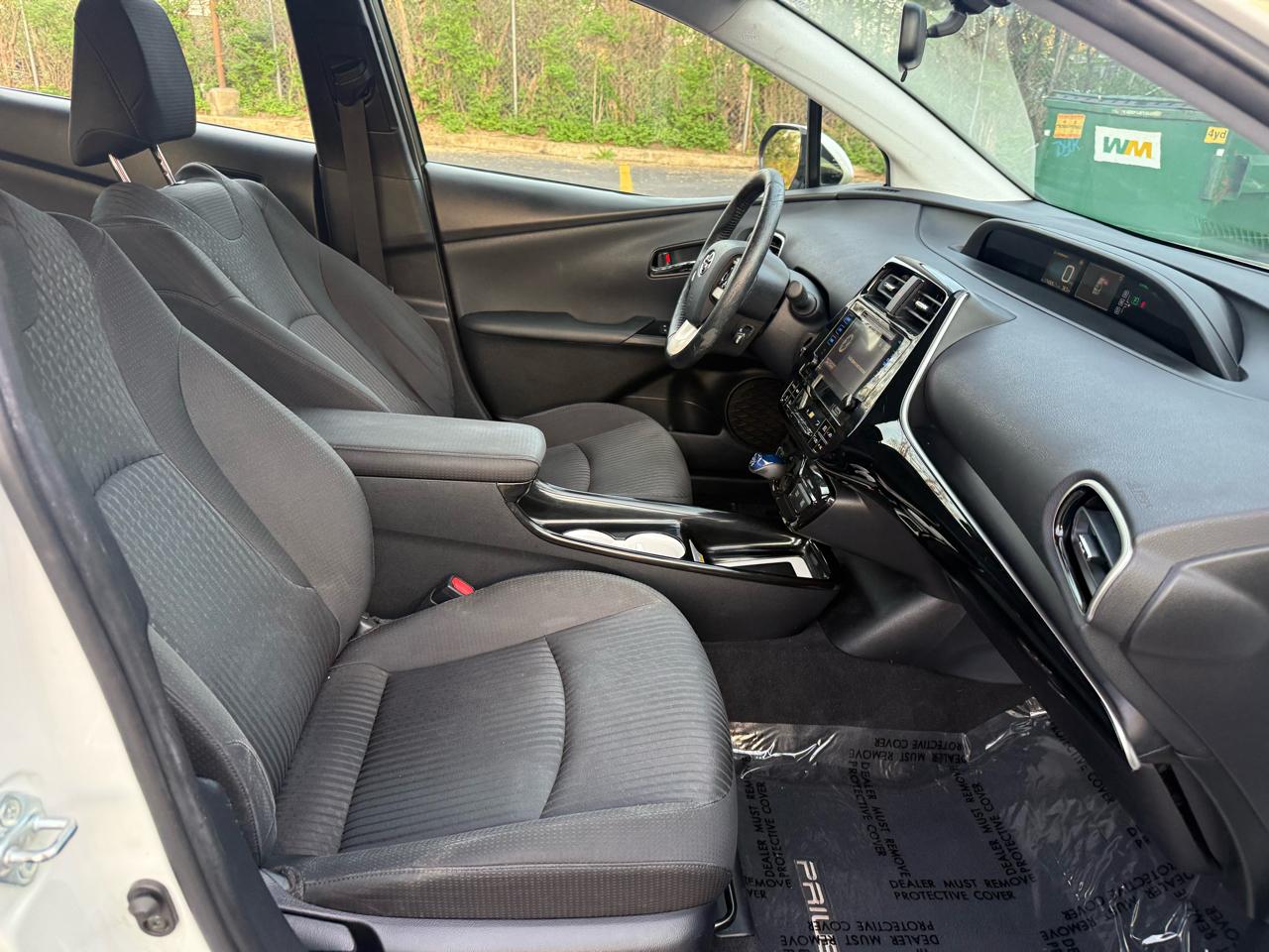 Toyota Prius Two Eco 2016