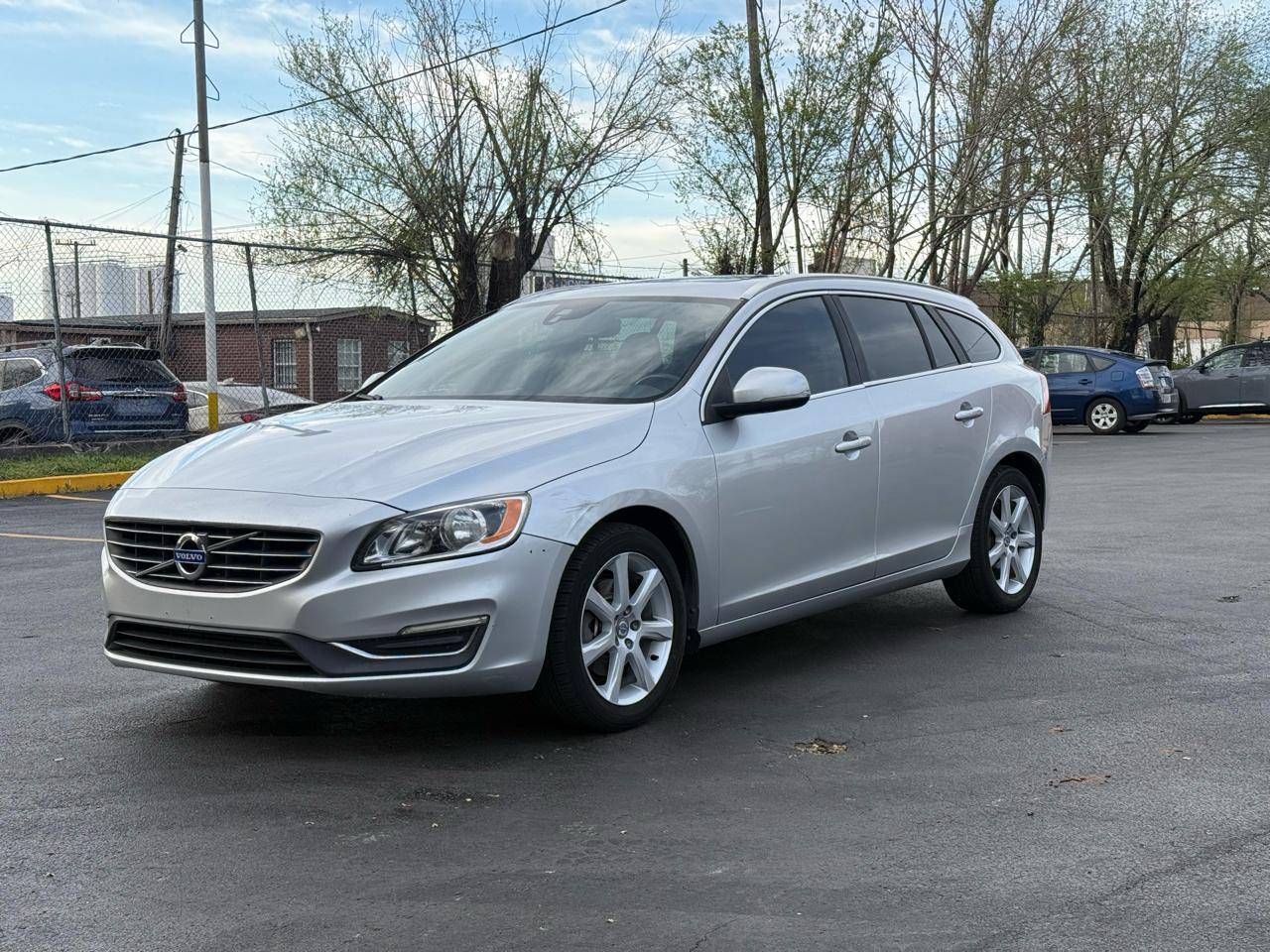 Volvo V60 T5 Premier FWD 2017