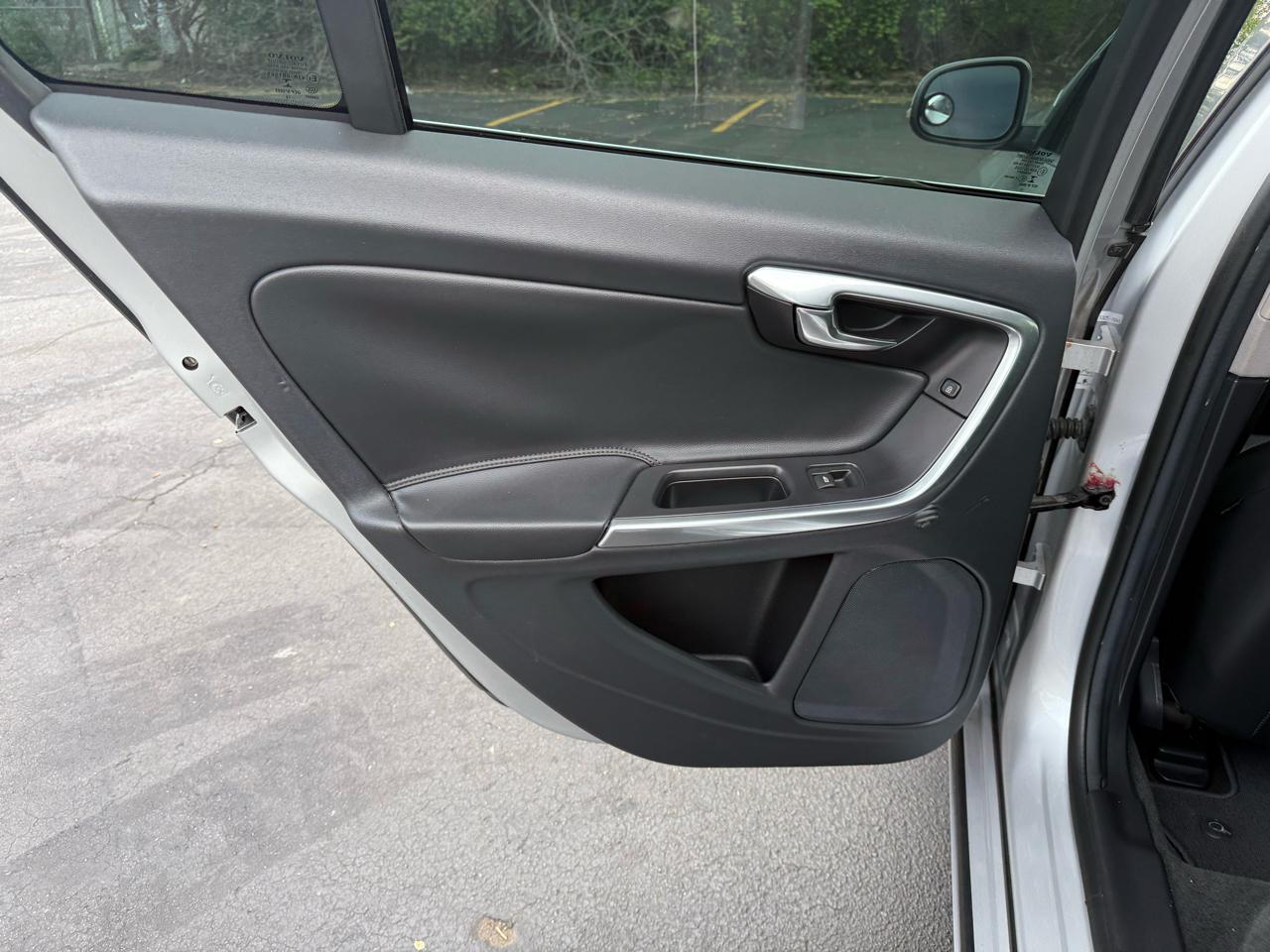 Volvo V60 T5 Premier FWD 2017