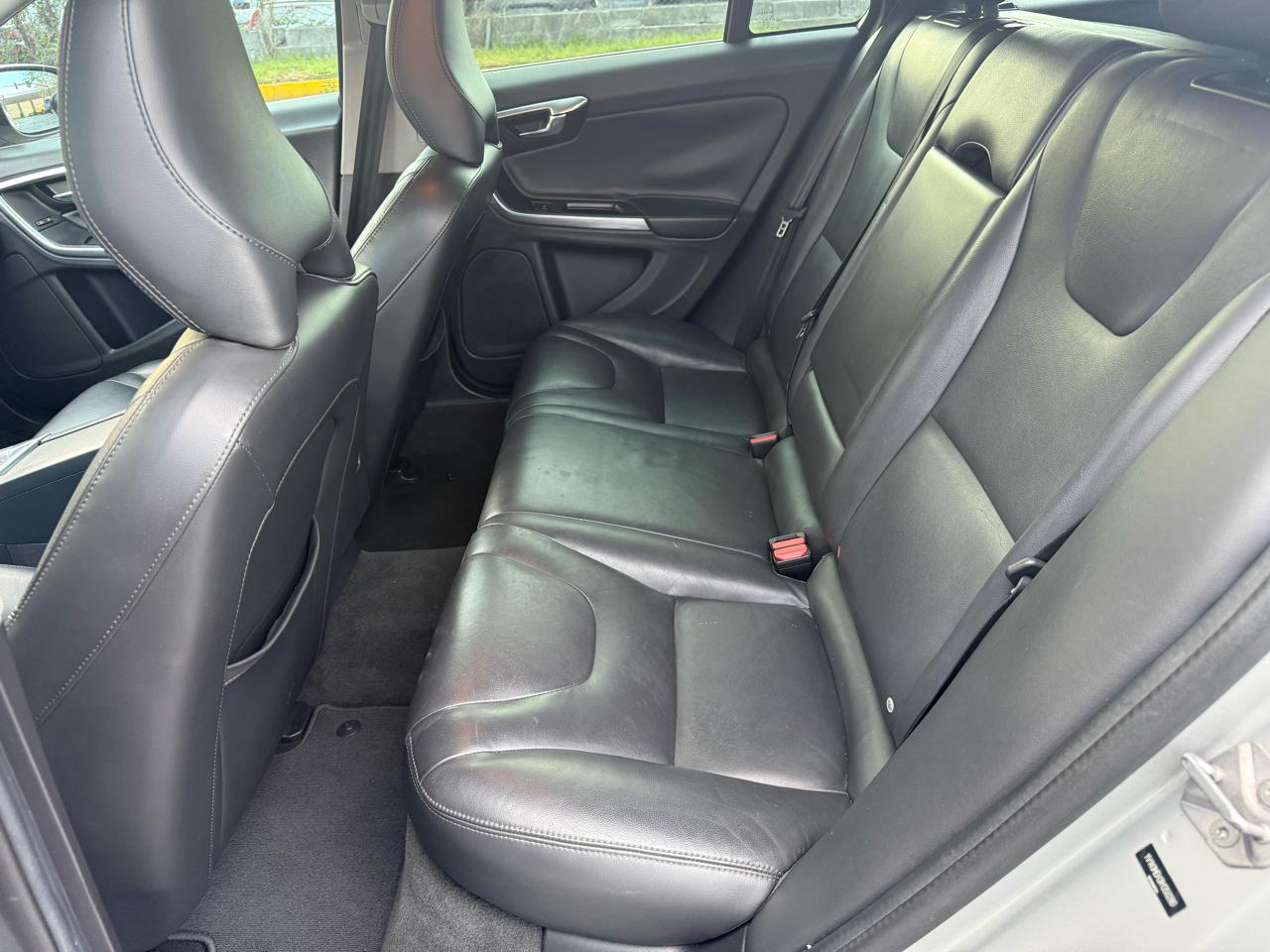 Volvo V60 T5 Premier FWD 2017