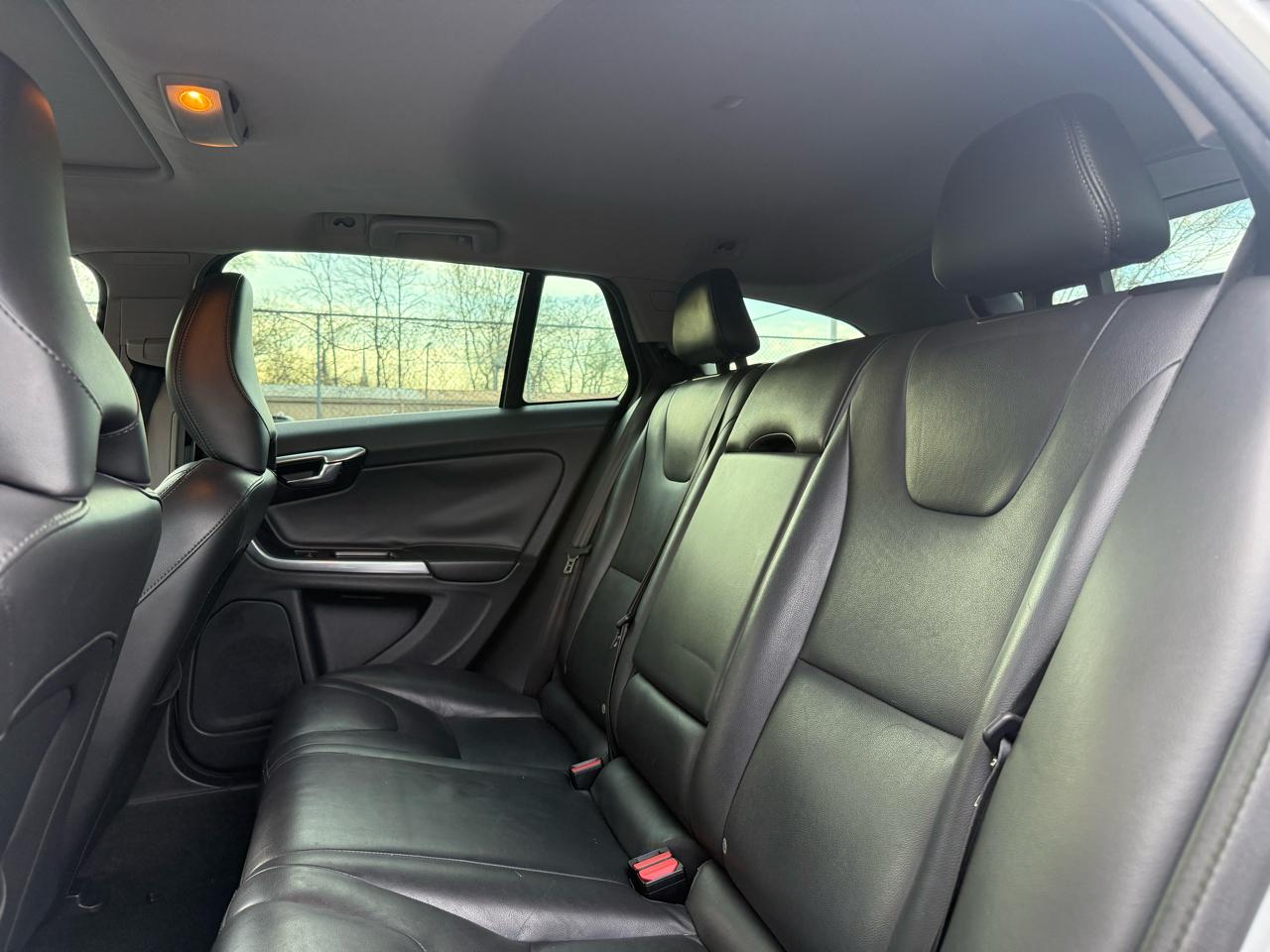 Volvo V60 T5 Premier FWD 2017