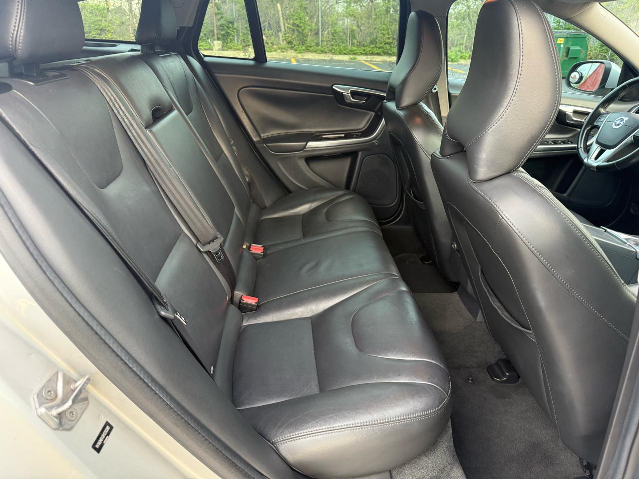 Volvo V60 T5 Premier FWD 2017