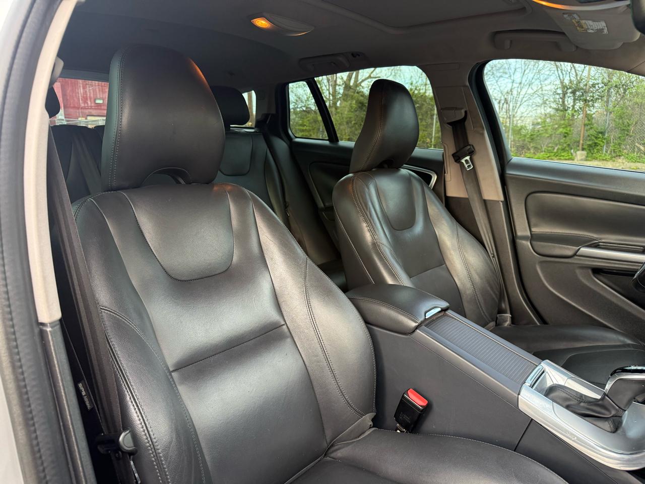 Volvo V60 T5 Premier FWD 2017