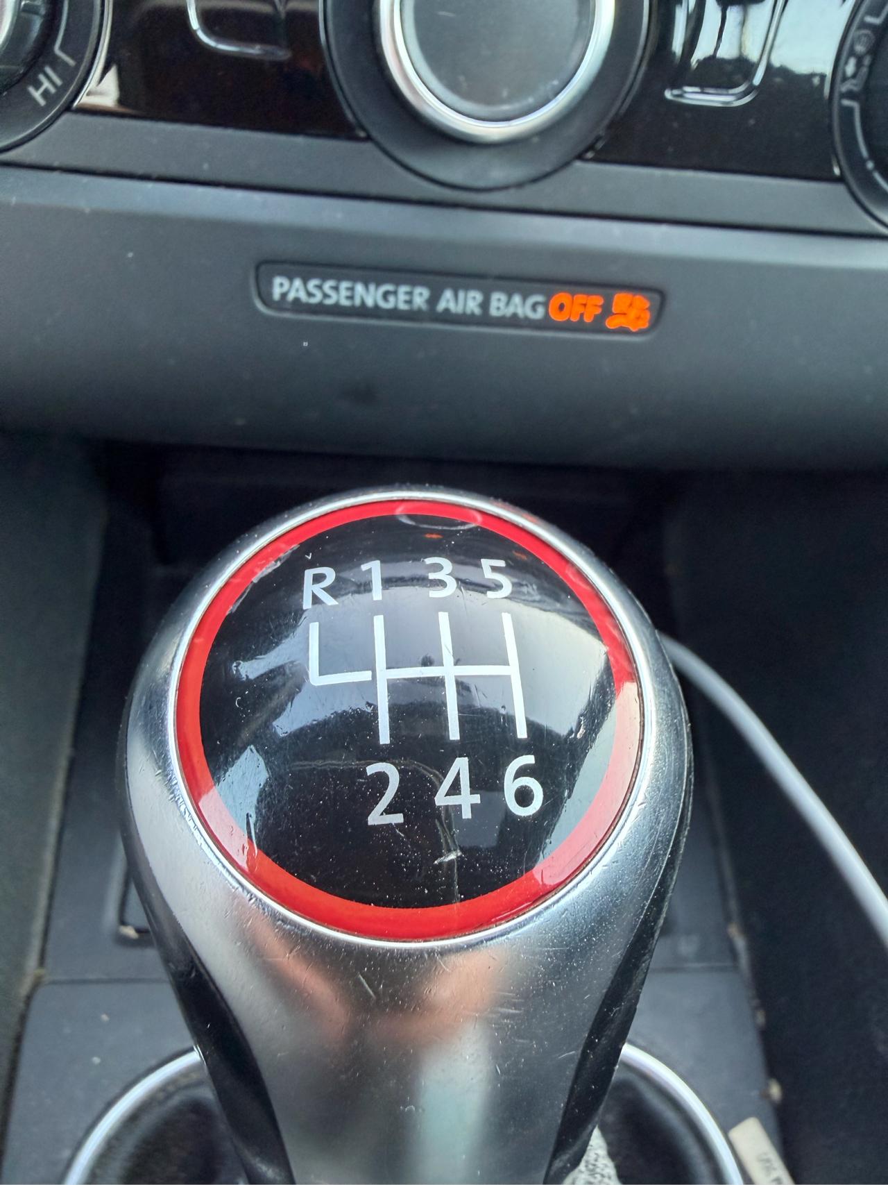 Volkswagen GTI 2-door 2012