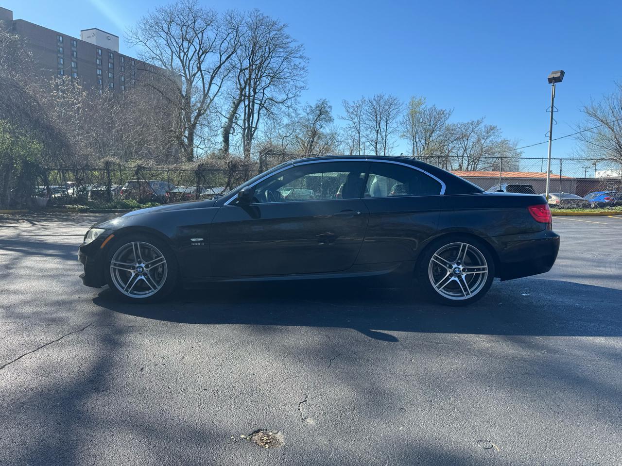 BMW 3-Series 335i Convertible - SULEV 2011