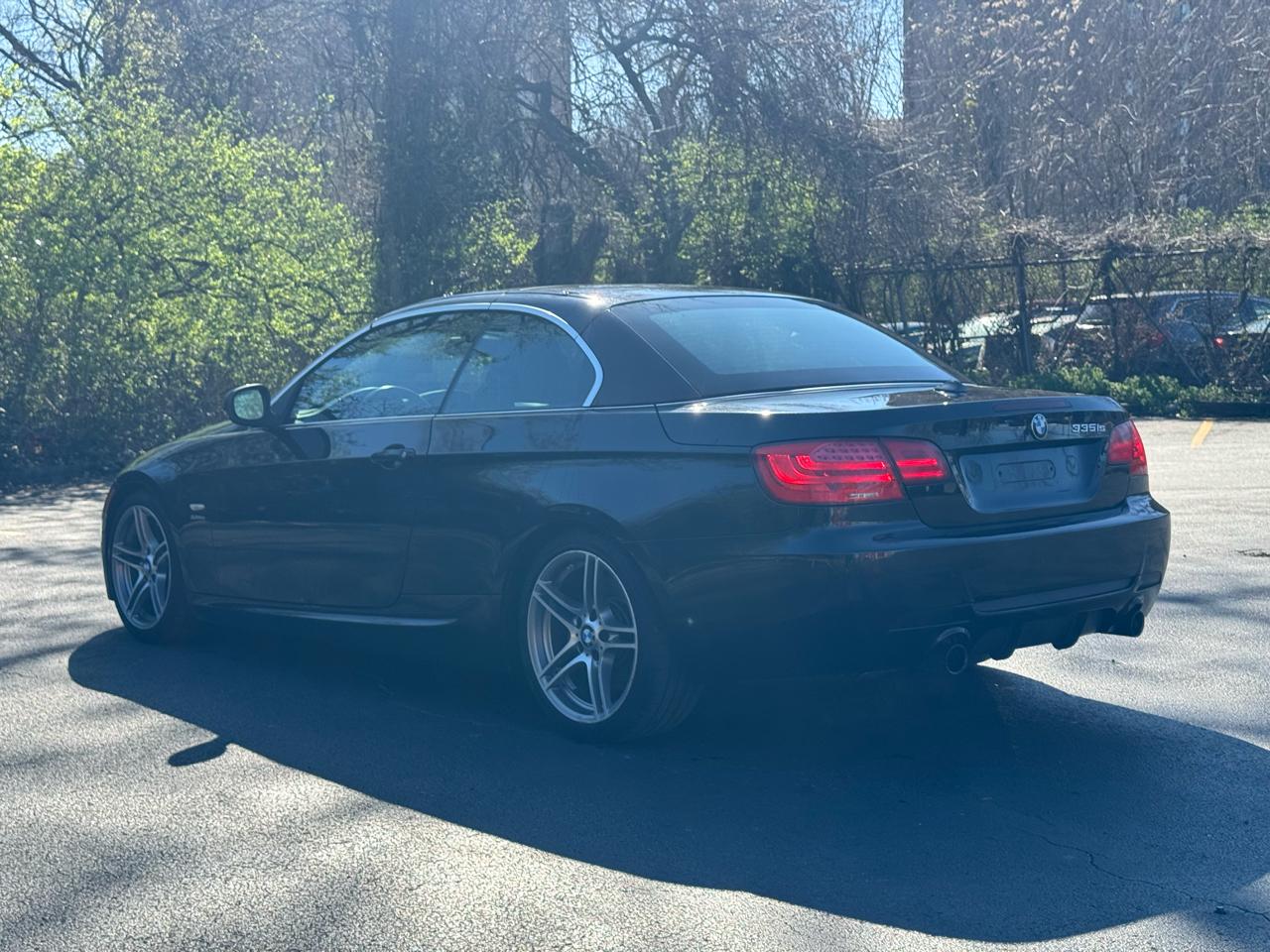 BMW 3-Series 335i Convertible - SULEV 2011