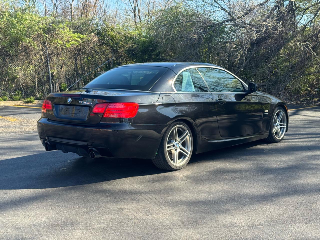 BMW 3-Series 335i Convertible - SULEV 2011