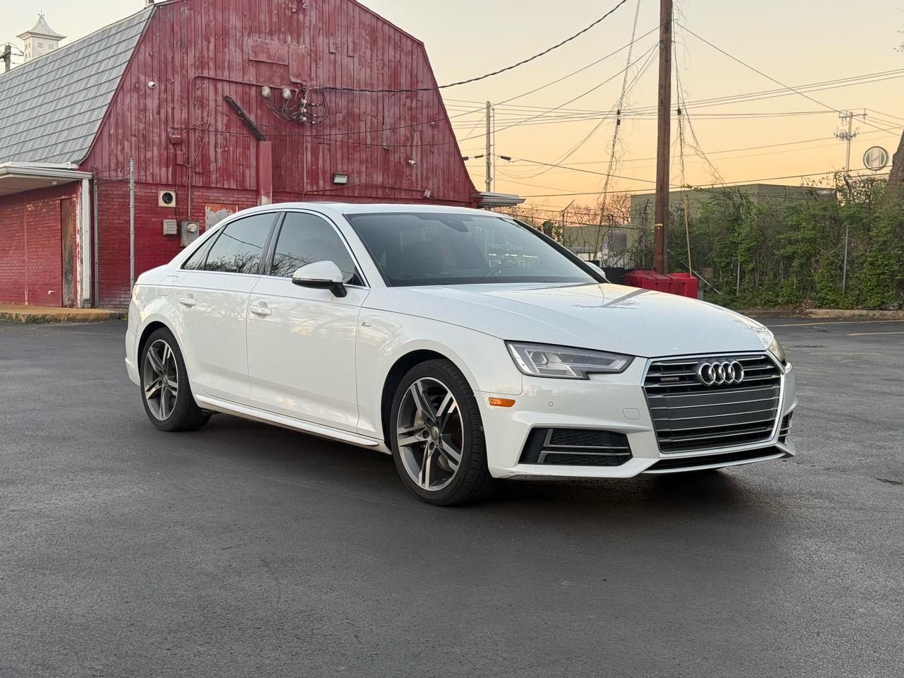 Audi A4 2.0T Premium Plus quattro Sedan 2017