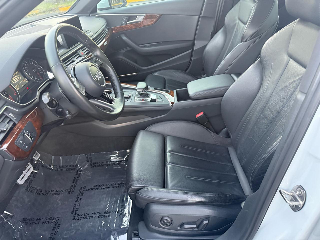 Audi A4 2.0T Premium Plus quattro Sedan 2017